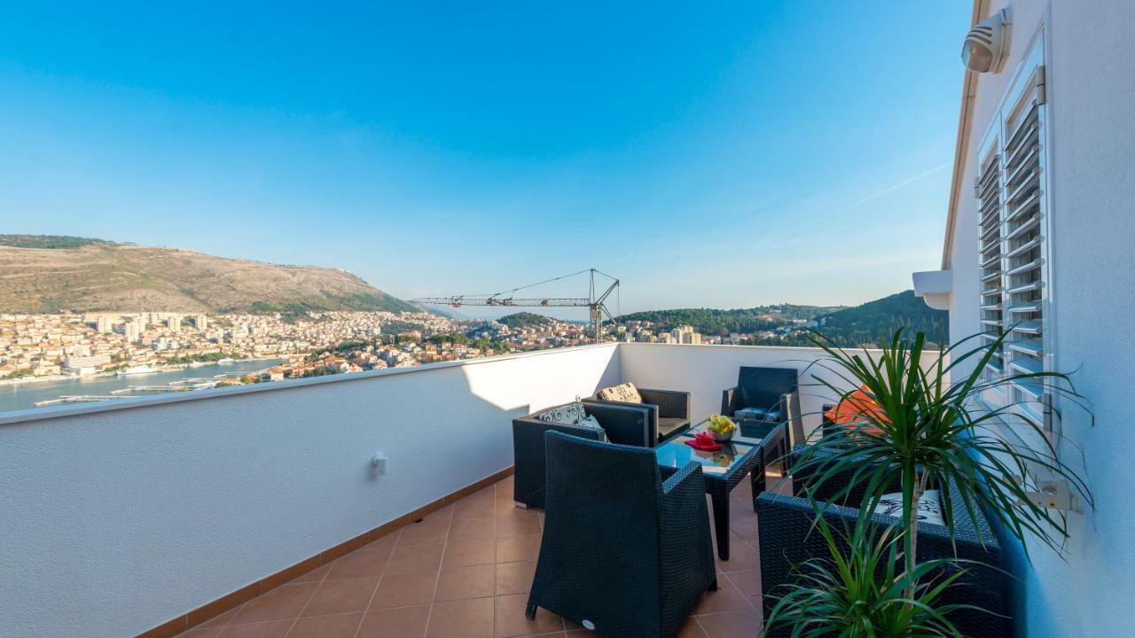 Majestic Lookout - Rixi Appartement *