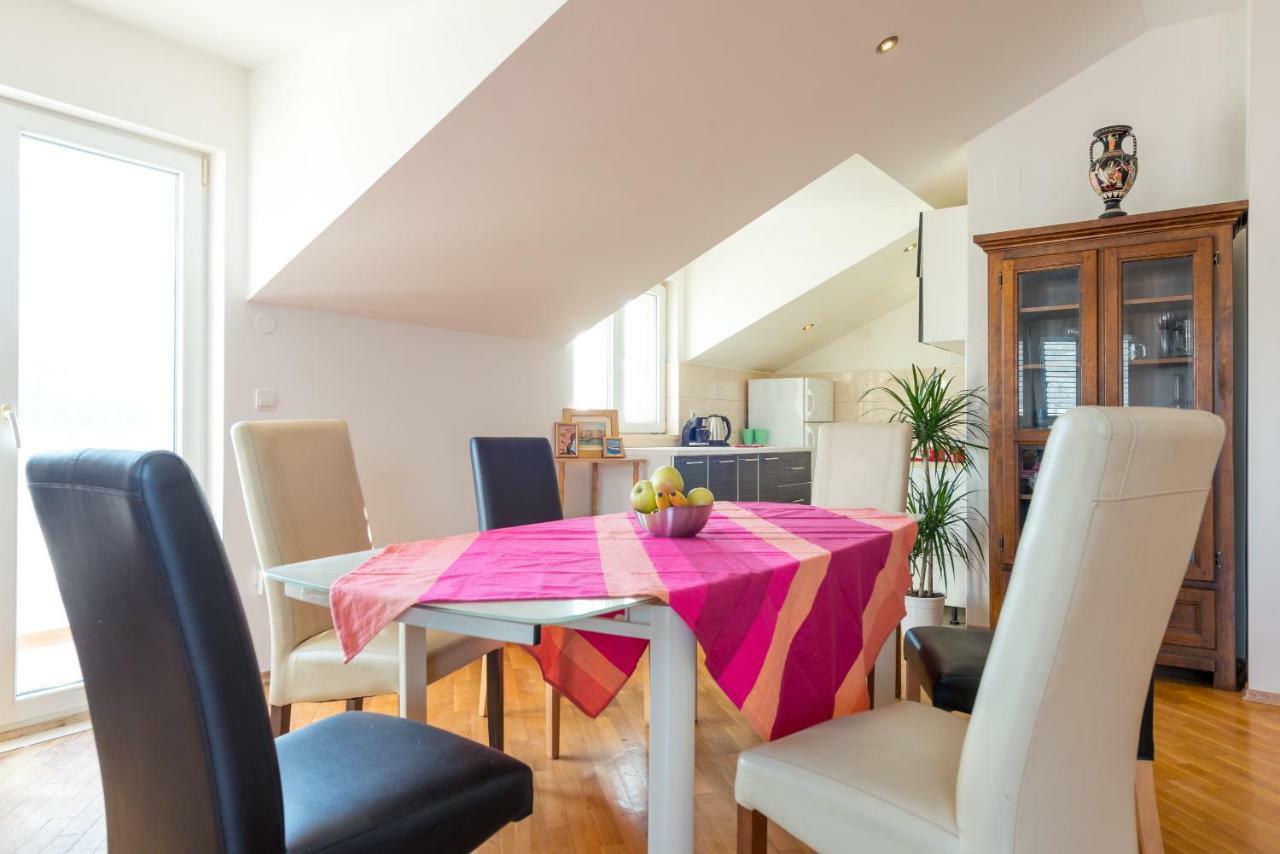 Majestic Lookout - Rixi Appartement *